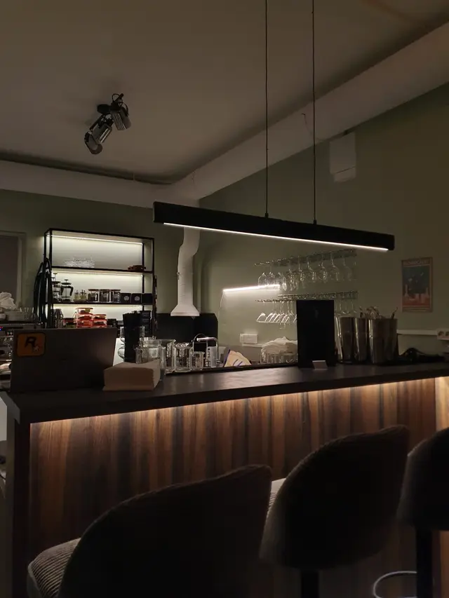 Chester Smoke Bar