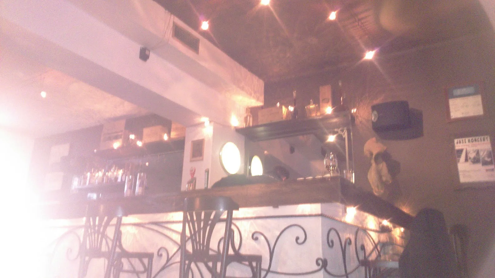 Hush Hush Lounge Bar - 3