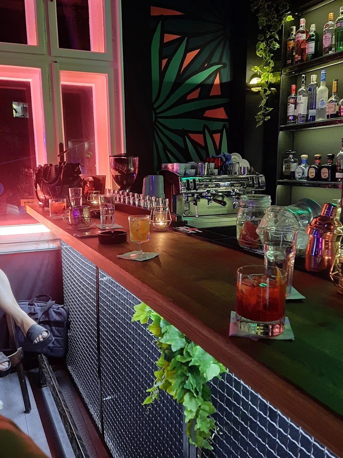 Detroit Bar