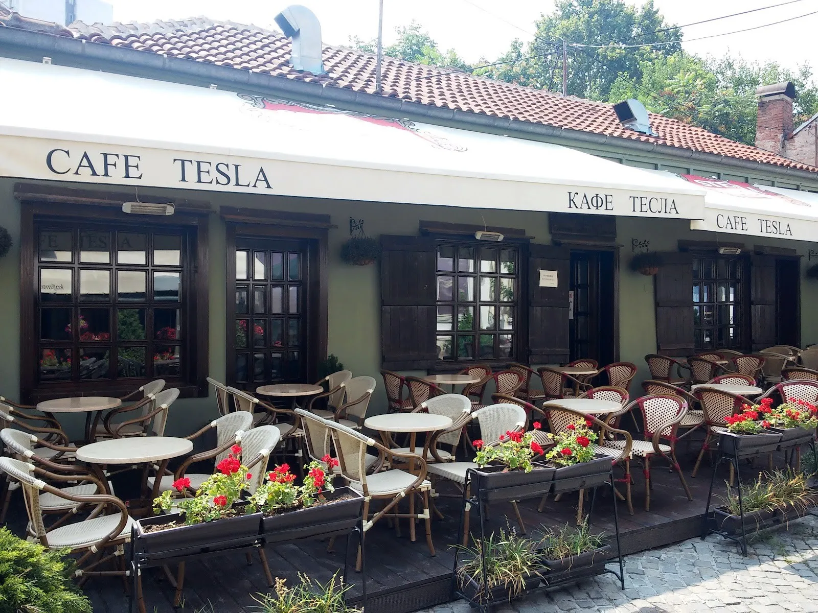 Tesla Caffe - 3