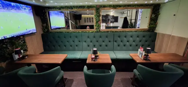 La Musica Cafe Bar